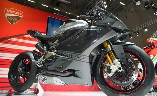 Ducati 1199 Panigale RS13" Sẵn sàng để vô địch
