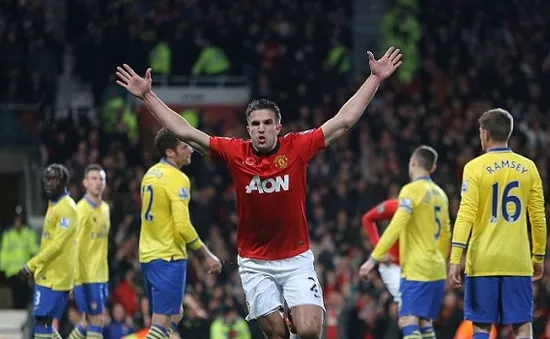 Van Persie thẳng thừng "xát muối" Arsenal