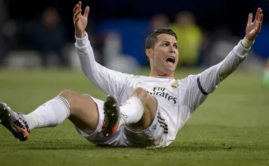 Chung kết Cup nhà Vua: CR7 chắc chắn vắng mặt, Real vẫn tự tin hạ được Barca