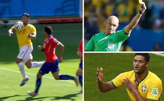 Brazil đã bị trọng tài Howard Webb cướp trắng một bàn thắng hợp lệ?