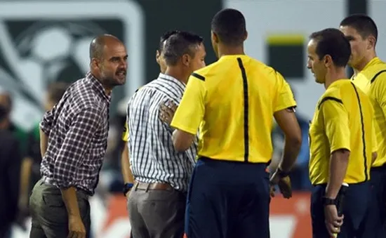 Pep Guardiola nổi nóng với đồng nghiệp sau trận giao hữu trên đất Mỹ