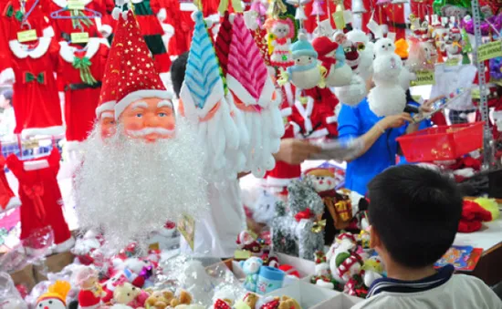 Nhộn nhịp các chương trình khuyến mại đón Noel