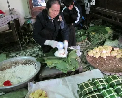 Làng bánh chưng lớn nhất Hà Nội: Vắng lặng mùa Tết