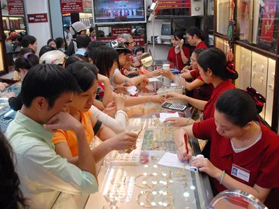 Cuối năm, giao dịch vàng trầm lặng