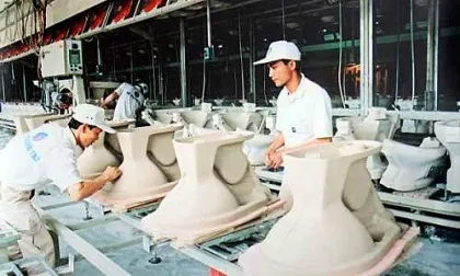 Gốm sứ xây dựng đồng loạt tăng giá do chi phí vận tải