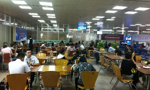 Từ 17/7, giảm giá 5 mặt hàng dịch vụ tại sân bay Tân Sơn Nhất