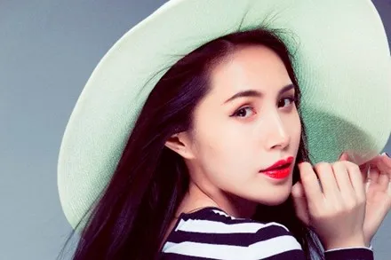 Thủy Tiên: "Yêu Công Vinh, tôi ghen dữ lắm!"