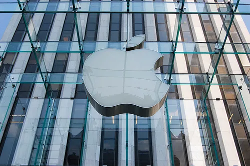 Apple gặp rắc rối với luật người tiêu dùng của Australia 
