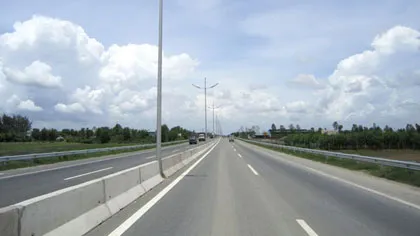 Nâng cấp tuyến Hà Nội - Bắc Giang thành cao tốc