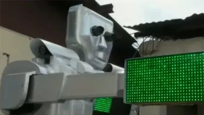 Robot thay thế cảnh sát và đèn giao thông