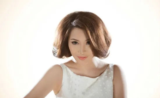 Hồ Quỳnh Hương phủ nhận ngồi “ghế nóng” Nhân tố bí ẩn để "đánh bóng tên tuổi"