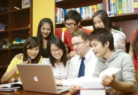 Tiếng Anh “trầy trật” do mất căn bản