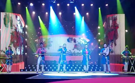 Xem lại chương trình: Chào xuân Giáp Ngọ 2014