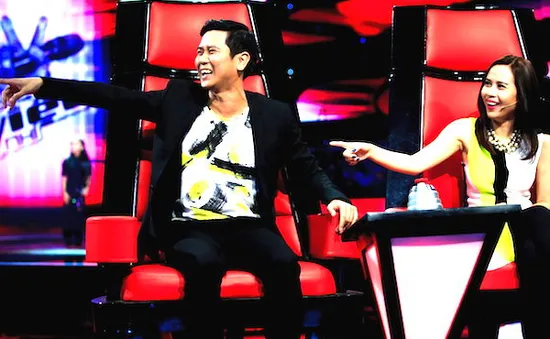 21h00, VTV3: Tập 2 vòng Giấu mặt Giọng hát Việt nhí 2014