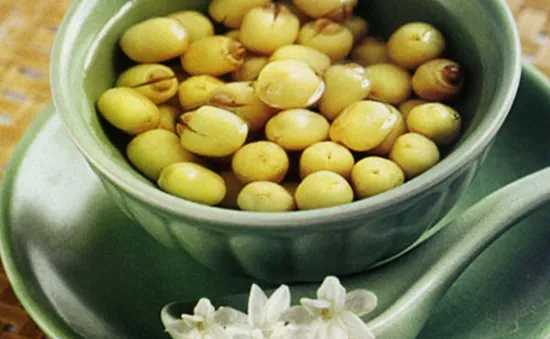 Cây sen và những công dụng bất ngờ