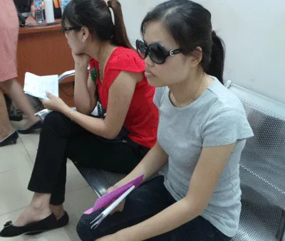 Hà Nội: Dịch đau mắt đỏ bùng phát mạnh