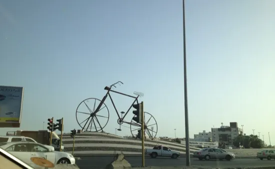 Jeddah - Thành phố của những tác phẩm điêu khắc khổng lồ