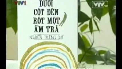 "Dưới cột đèn rót một ấm trà" - Chuyện phiếm chốn thị thành