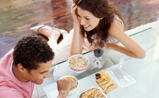 Khi yêu, tránh bình luận về trọng lượng