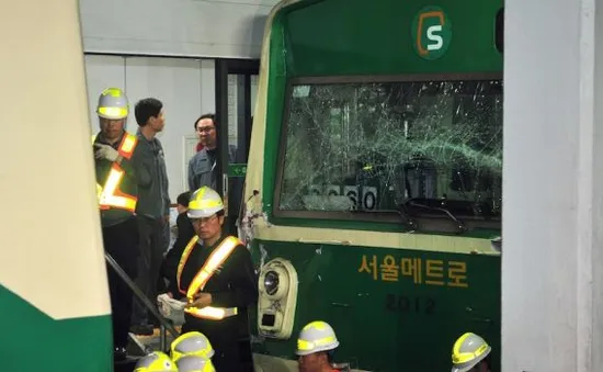 Tai nạn tàu điện ngầm ở Seoul: Ít nhất 200 người bị thương