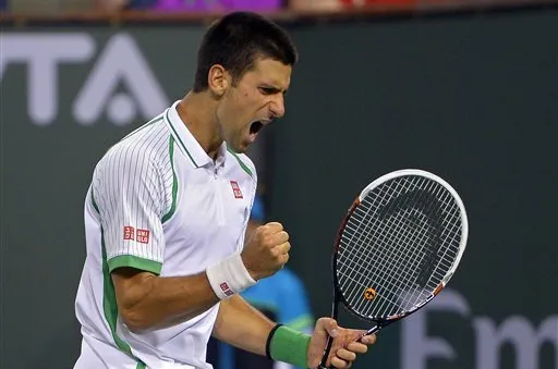 Djokovic, Murray nhọc nhằn vượt qua vòng 2 Indian Wells