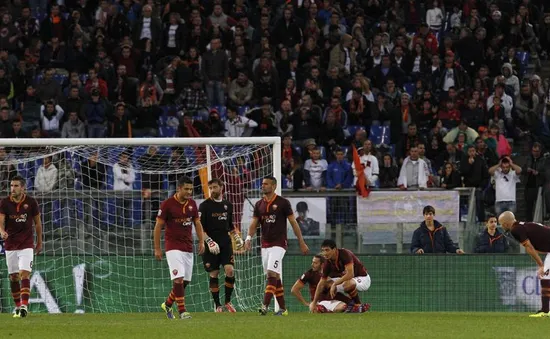 VIDEO: Roma mất điểm đáng tiếc ở phút bù giờ
