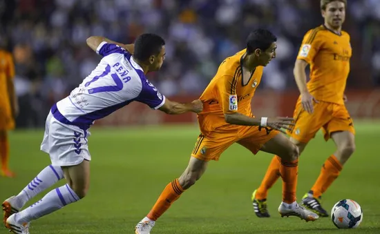 Hoà Valladolid, Real trao ngôi vương cho Barca và Atletico