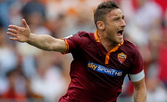 World Cup 2014: ĐT Italia loại "công thần" Totti, chia tay Toni và Gilardino