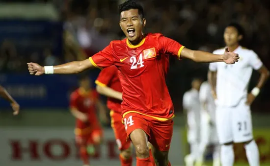 Công Vinh lập hat-trick, ĐTVN thắng đậm Myanmar