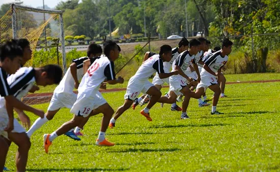 Những hình ảnh đầu tiên của ĐT U19 Việt Nam trên đất Brunei