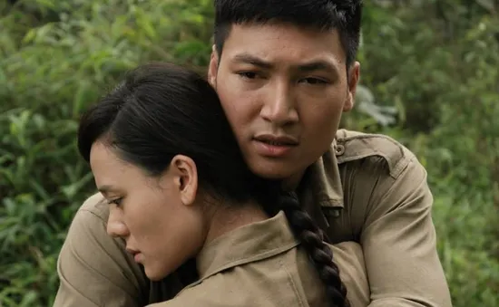 Những hình ảnh tình yêu đẹp trong phim "Đường lên Điện Biên"
