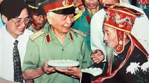 Nhân dân đồng lòng làm phim về Đại tướng