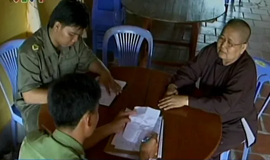 Đồng Tháp: Giả danh cán bộ lừa đảo nhà chùa