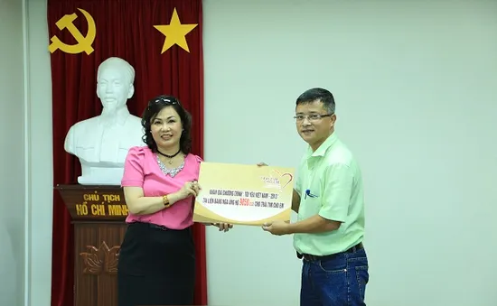 Hội người Hà Nội tại LB Nga ủng hộ chương trình "Trái tim cho em" 