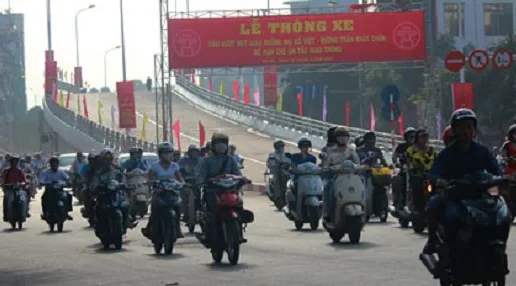 Thông xe cầu vượt Trần Khát Chân - Đại Cồ Việt