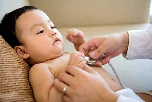 Làm gì khi trẻ bị khò khè? 