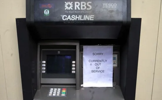 Đạo tặc đào hầm dài 15m trộm tiền trong máy ATM