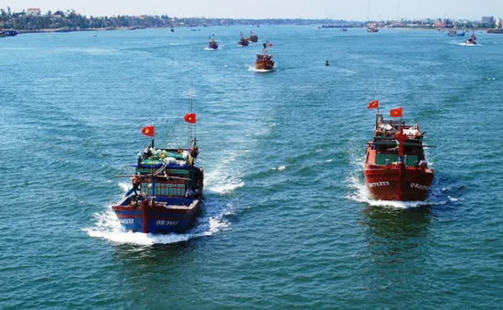 Ngư dân Đồng Hới ra khơi bám biển, khẳng định chủ quyền biển đảo Tổ quốc