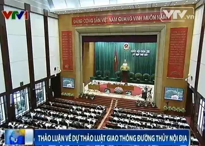 Quốc hội thảo luận về dự thảo Luật Giao thông đường thủy nội địa