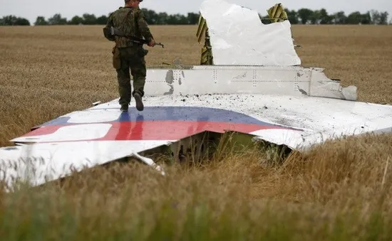 Ngoại trưởng Mỹ muốn Nga, Ukraine hợp tác điều tra vụ MH17 rơi 