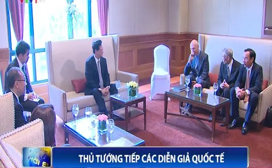 Thủ tướng tiếp các diễn giả quốc tế