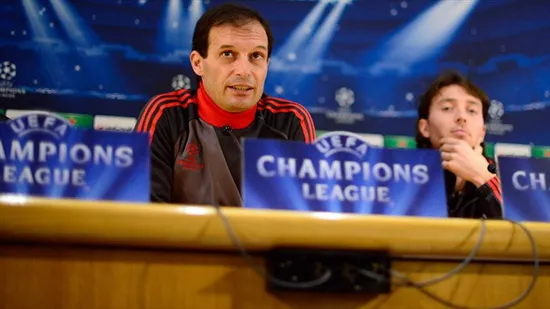 Sau “đêm kinh hoàng” ở Camp Nou, Allegri xin lỗi Milanista