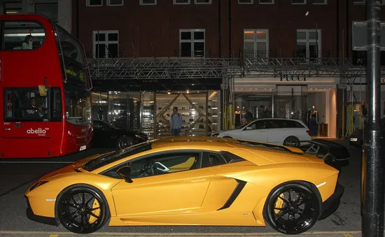 Hành trình 5.000km của các siêu xe từ Trung Đông tới London