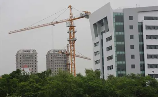 Sửa đổi Luật Đấu thầu: Cơ hội cho các nhà thầu nội   