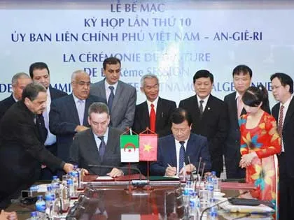 Việt Nam - Algeria nhất trí hợp tác trong nhiều lĩnh vực 