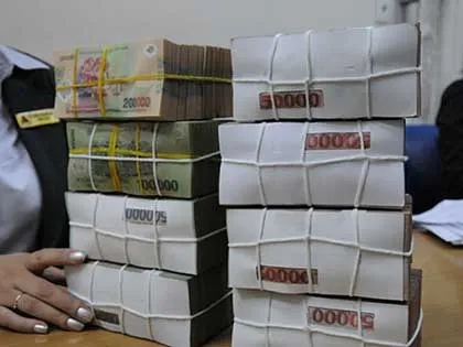 Lãi suất hạ, DN vẫn chưa thể tiếp cận vốn