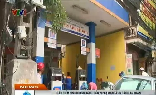 Nguy hiểm rình rập tại các điểm kinh doanh xăng dầu 
