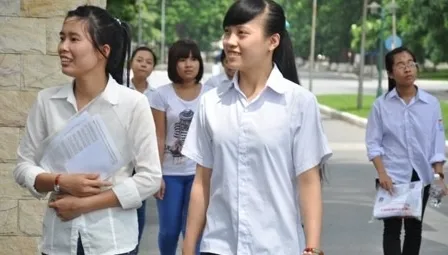 Môn thi Toán sáng 4/7: 650.420 thí sinh dự thi, 32 thí sinh bị đình chỉ thi 