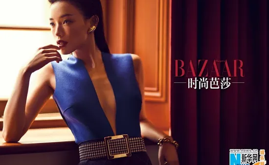 Thư Kỳ  quyến rũ “chết người” trên Harper’s Bazaar 