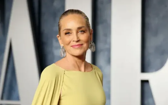 Sharon Stone: Tin tức, Video, hình ảnh Sharon Stone